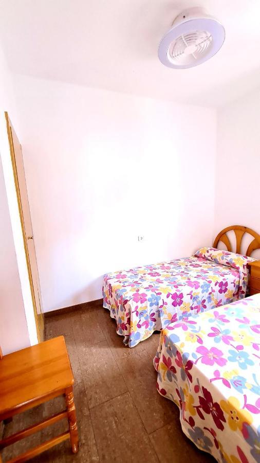 Апартаменты Bonanza - 40 Metros De La Playa! Гандия Экстерьер фото